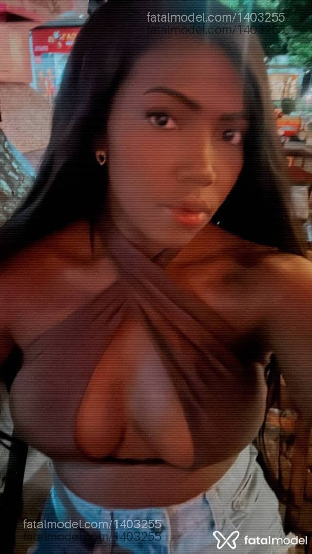 Acompanhante mulher morena (o) de olhos pretos - Bruna Azevedo