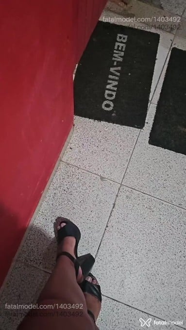 Acompanhante mulher com cabelo castanho de olhos pretos em Conceição do Mato Dentro - Suzy Veen