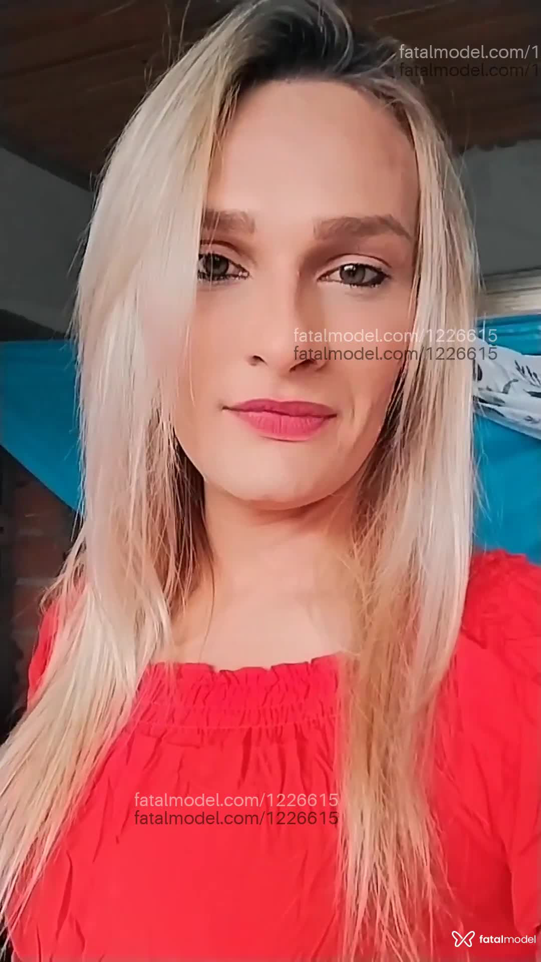 Acompanhante travesti loira (o) de olhos castanhos em São Bento do Sul - Gabriela