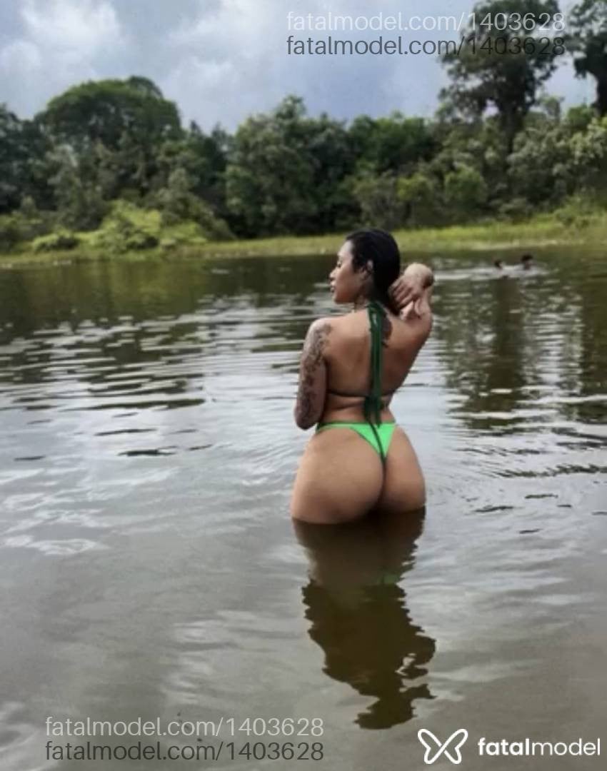 Acompanhante mulher morena (o) de olhos castanhos - Júlia Ribeiro