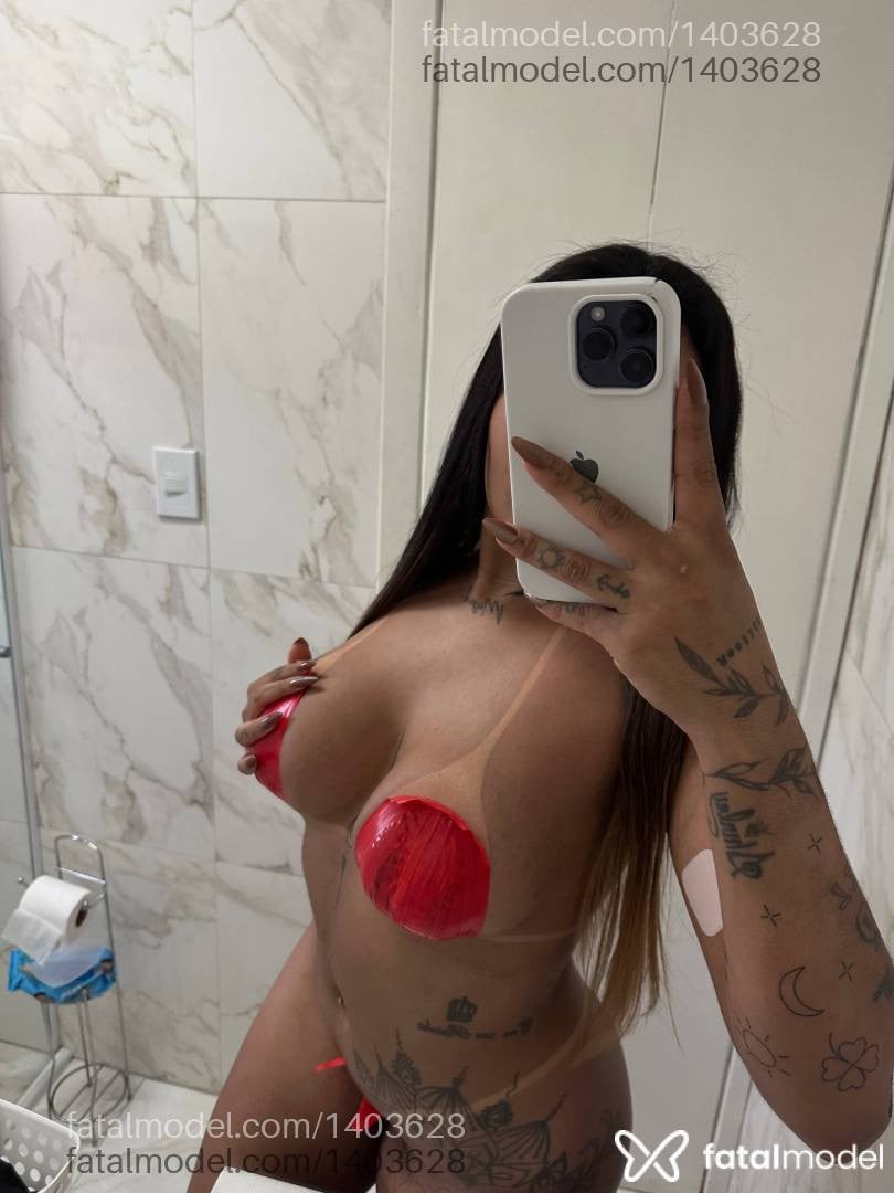 Acompanhante mulher morena (o) de olhos castanhos - Júlia Ribeiro