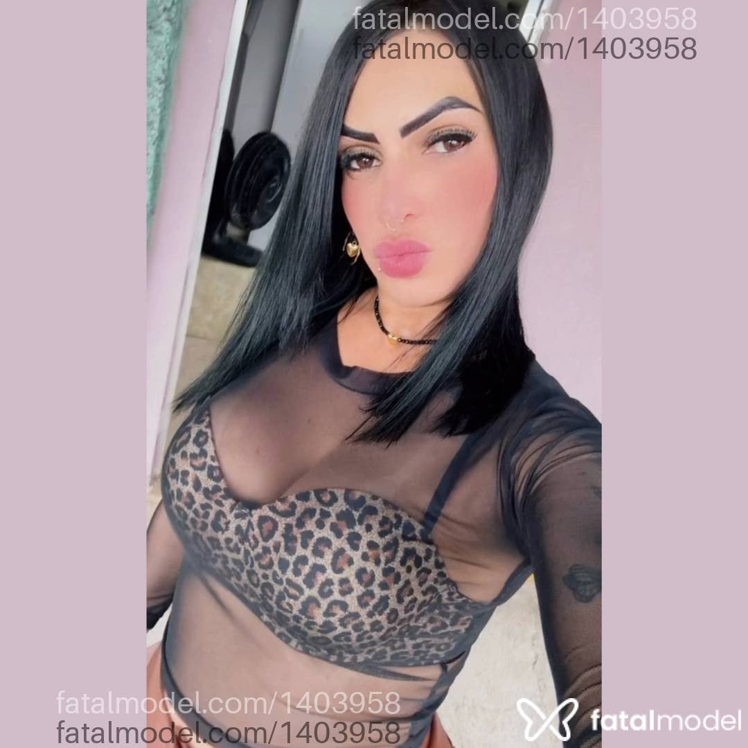 Acompanhante mulher com cabelo castanho de olhos castanhos - Anita