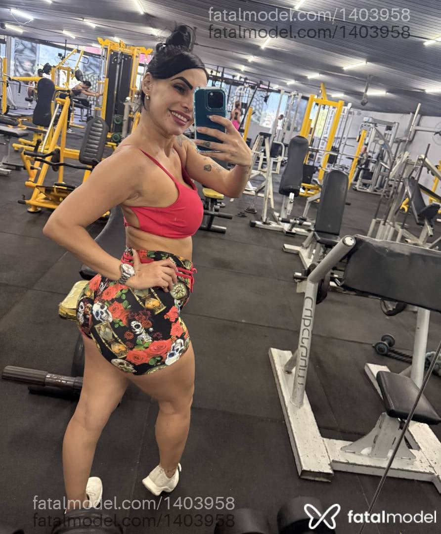 Acompanhante mulher com cabelo castanho de olhos castanhos - Anita