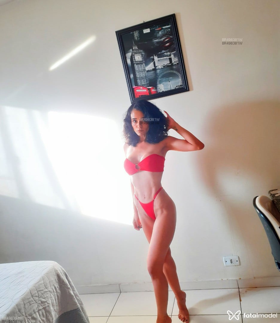 Acompanhante mulher loira (o) de olhos mel em Goiânia - Mellisa Lopes