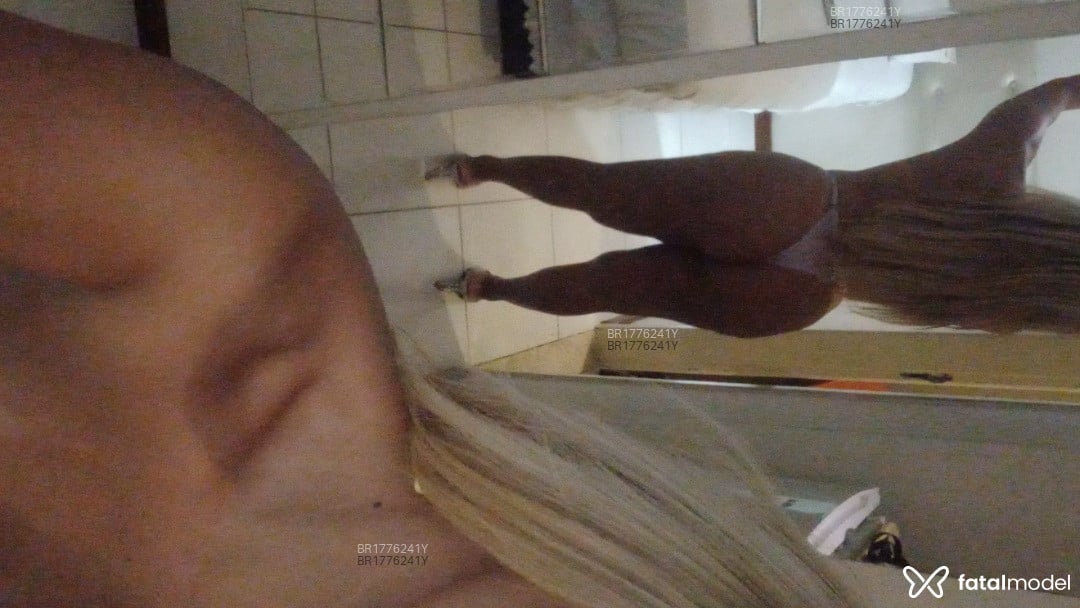 Acompanhante mulher trans loira (o) de olhos pretos em Santo Antônio de Jesus Acompanhante mulher trans loira (o) de olhos pretos em Santo Antônio de Jesus - Ketelen elwira