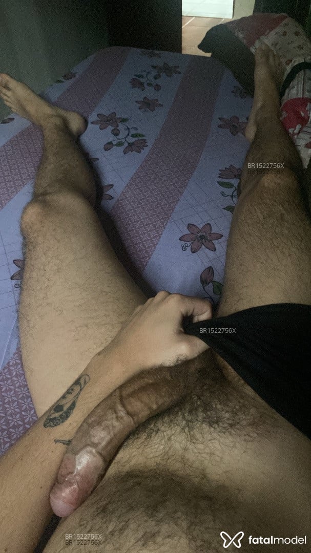 Acompanhante homem com cabelo castanho de olhos castanhos em Porto Alegre - Pipo