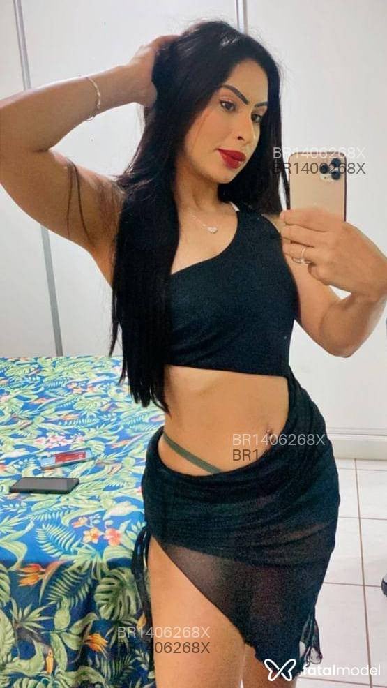 Acompanhante mulher morena (o) de olhos castanhos em Goiânia - Bianca