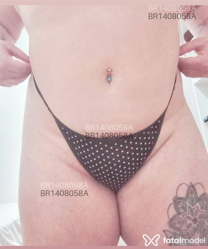 Acompanhante mulher com cabelo castanho de olhos castanhos em Lages - JULINHA BRANQUINHA