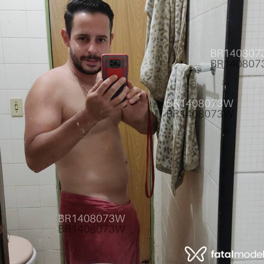 Acompanhante homem com cabelo castanho de olhos castanhos em Ribeirão Preto - Luky