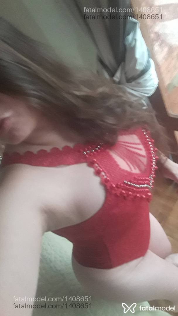 Acompanhante mulher com cabelo castanho de olhos castanhos em Passo Fundo Acompanhante mulher com cabelo castanho de olhos castanhos em Passo Fundo - Barbara Maldonado