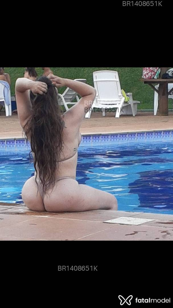 Acompanhante mulher com cabelo castanho de olhos castanhos em Passo Fundo Acompanhante mulher com cabelo castanho de olhos castanhos em Passo Fundo - Barbara Maldonado