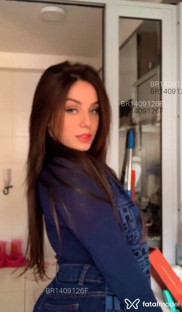 Acompanhante mulher ruiva (o) de olhos castanhos em São Paulo Acompanhante mulher ruiva (o) de olhos castanhos em São Paulo - Luana