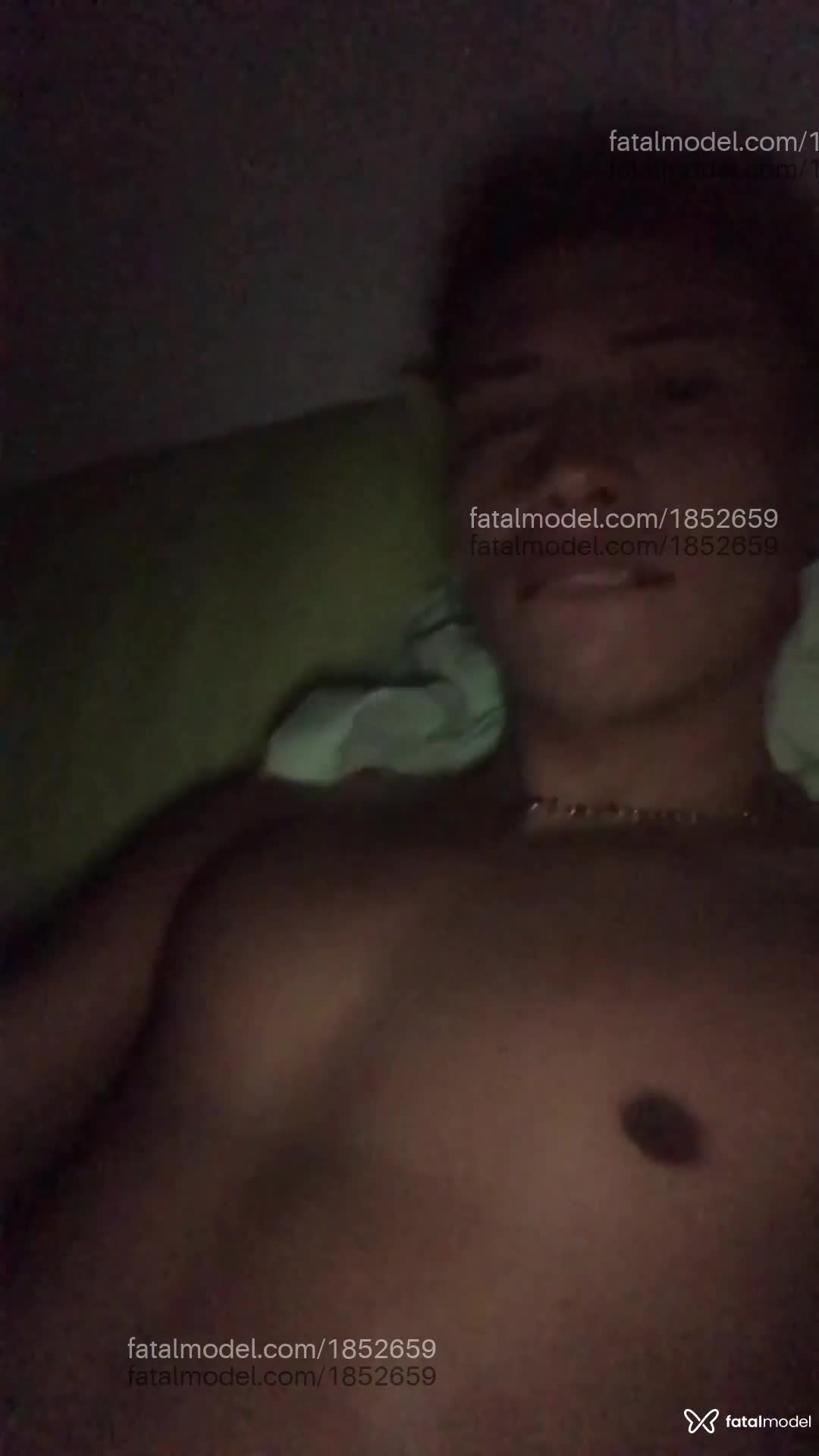 Acompanhante homem loira (o) de olhos castanhos em São Paulo Acompanhante homem loira (o) de olhos castanhos em São Paulo - PretinhoZL