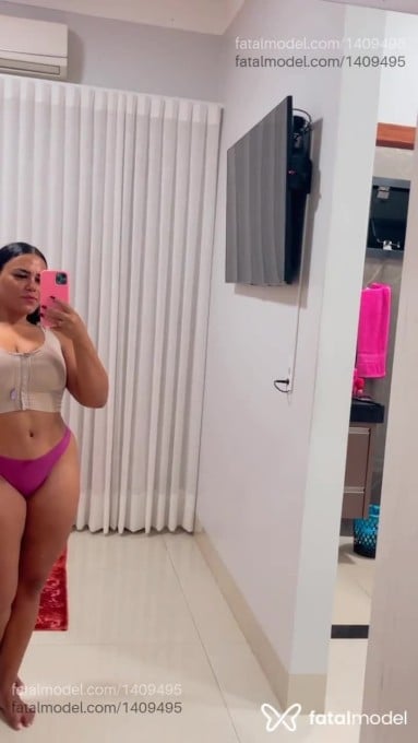 Acompanhante mulher morena (o) de olhos castanhos em Rio Verde - Isadora Ribeiro