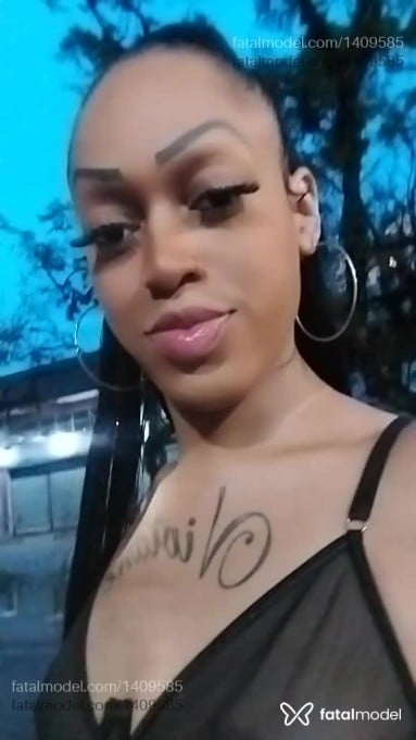 Acompanhante mulher trans morena (o) de olhos castanhos em Porto Alegre - Gabriely