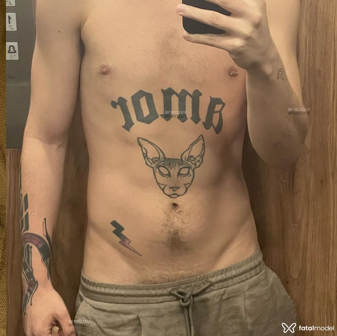 Acompanhante homem com cabelo castanho de olhos castanhos em Rio de Janeiro Acompanhante homem com cabelo castanho de olhos castanhos em Rio de Janeiro - Jackie