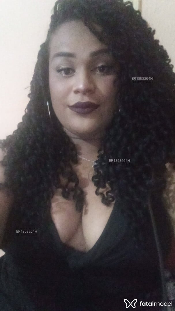 Acompanhante mulher trans morena (o) de olhos mel em Olinda - Vivianne Pimentel