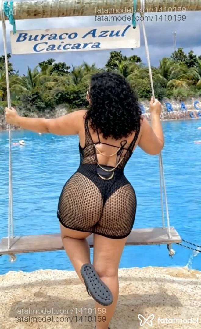 Acompanhante mulher com cabelo castanho de olhos castanhos em Barra Velha - Isis Bellucci