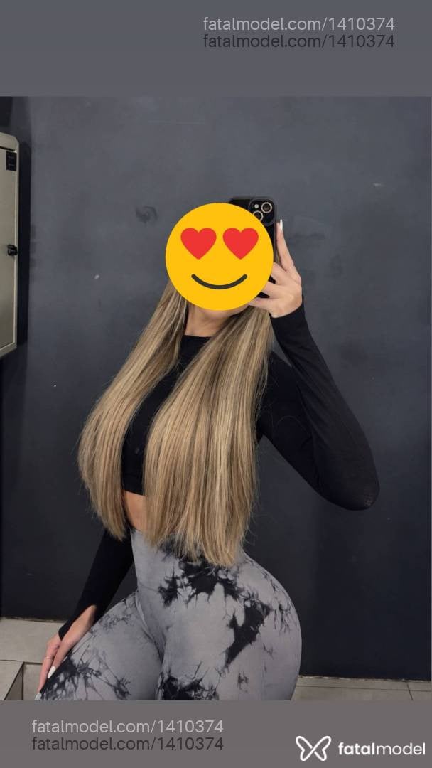 Acompanhante mulher loira (o) de olhos mel - Júlia Villar