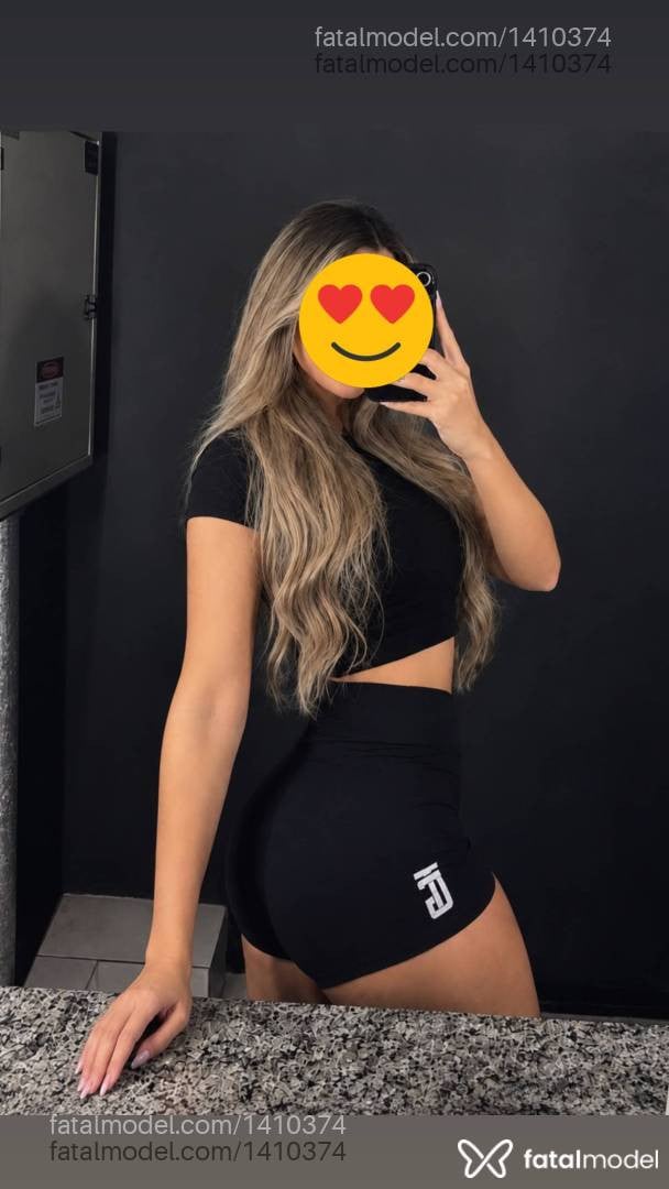 Acompanhante mulher loira (o) de olhos mel - Júlia Villar