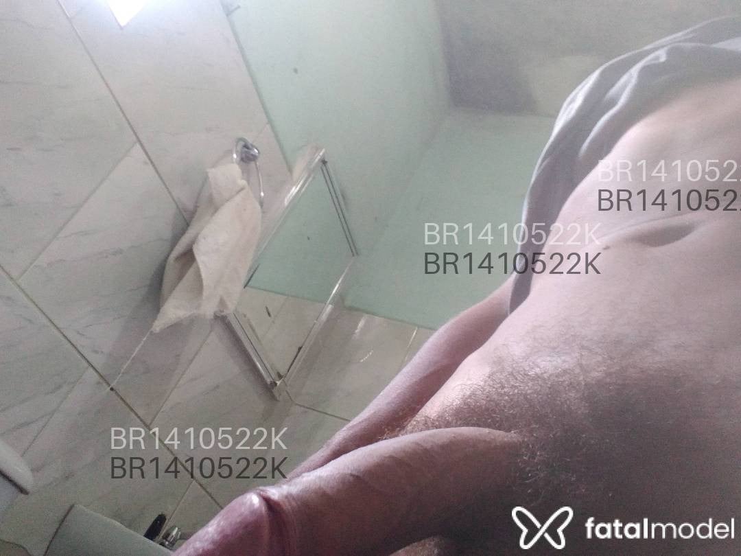 Acompanhante homem com cabelo castanho de olhos castanhos em São João Del Rei Acompanhante homem com cabelo castanho de olhos castanhos em São João Del Rei - Martins
