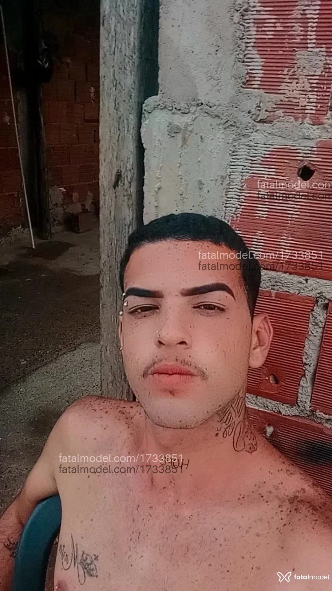 Acompanhante homem morena (o) de olhos castanhos em Ipatinga Acompanhante homem morena (o) de olhos castanhos em Ipatinga - Filipe