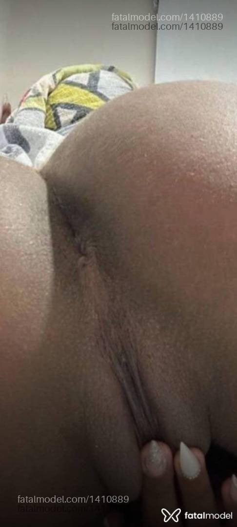 Acompanhante mulher morena (o) de olhos pretos - Paty Chaverinho