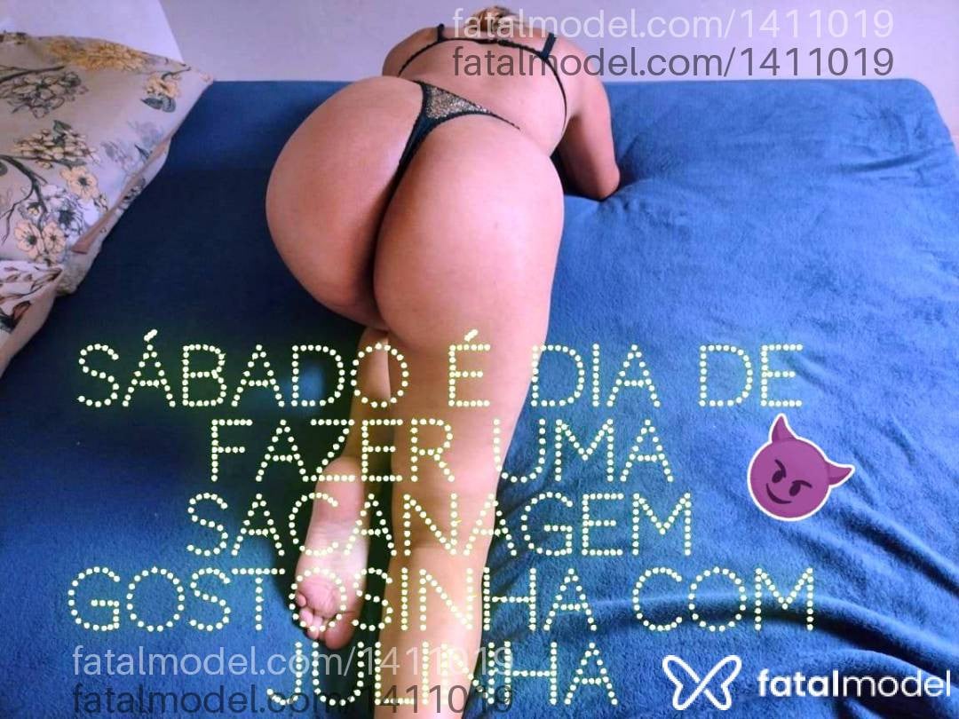 Acompanhante mulher loira (o) de olhos mel - Júlia