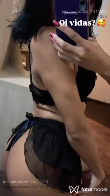 Acompanhante mulher morena (o) de olhos pretos em Belo Horizonte Acompanhante mulher morena (o) de olhos pretos em Belo Horizonte - Monique Nolasco