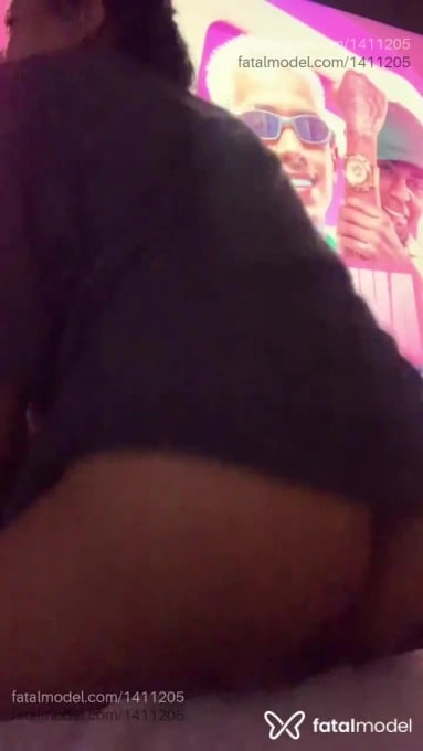 Acompanhante mulher morena (o) de olhos pretos em Belo Horizonte Acompanhante mulher morena (o) de olhos pretos em Belo Horizonte - Monique Nolasco