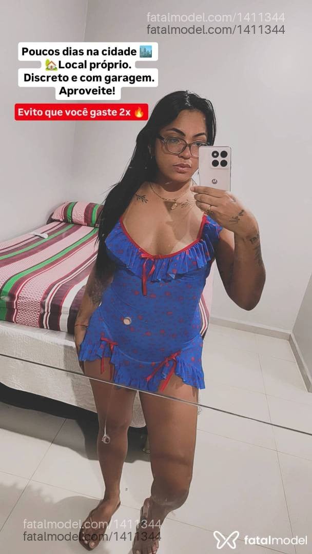 Acompanhante mulher morena (o) de olhos pretos - Zaya