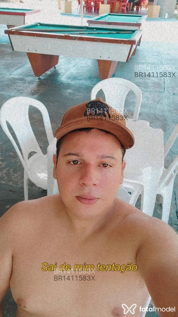 Acompanhante homem morena (o) de olhos castanhos em Goiânia - Sam Man