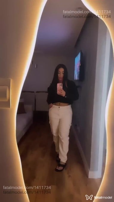 Acompanhante mulher morena (o) de olhos verdes - Brenda Bastos