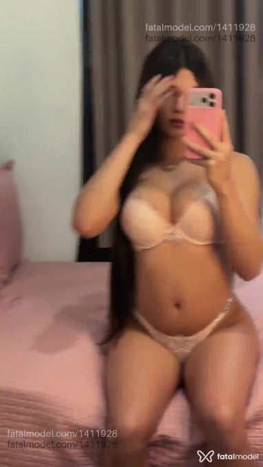 Acompanhante mulher trans com cabelo castanho de olhos pretos em Boa Vista - Maria Eduarda