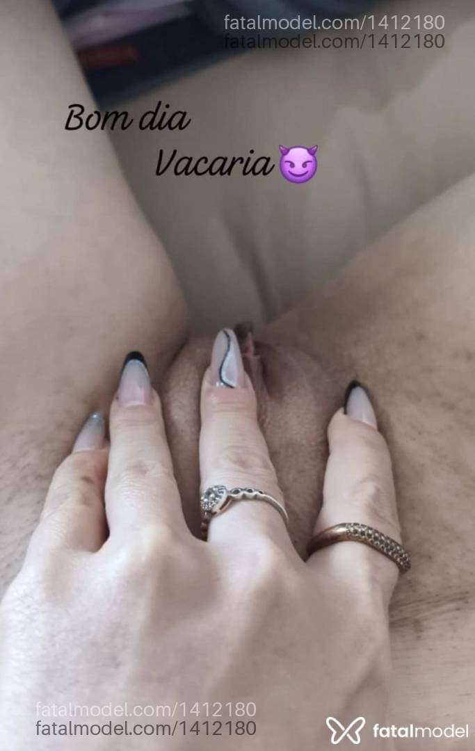 Acompanhante mulher com cabelo castanho de olhos castanhos - Priscila