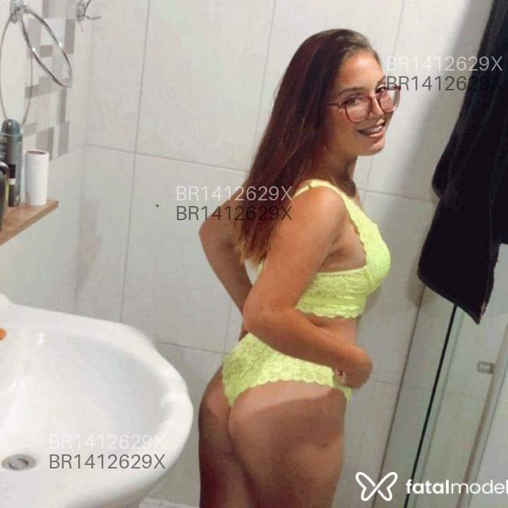 Acompanhante mulher morena (o) de olhos castanhos em Capão da Canoa - Aline