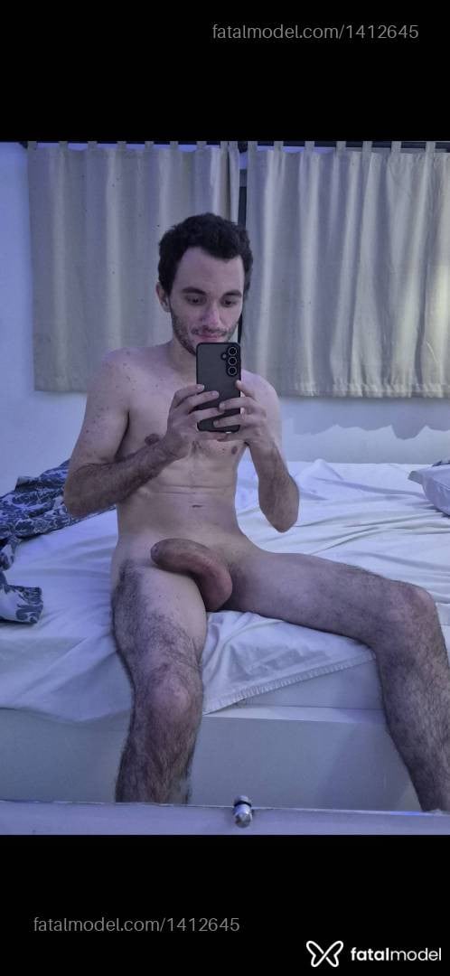 Acompanhante homem com cabelo castanho de olhos castanhos - Tigrão