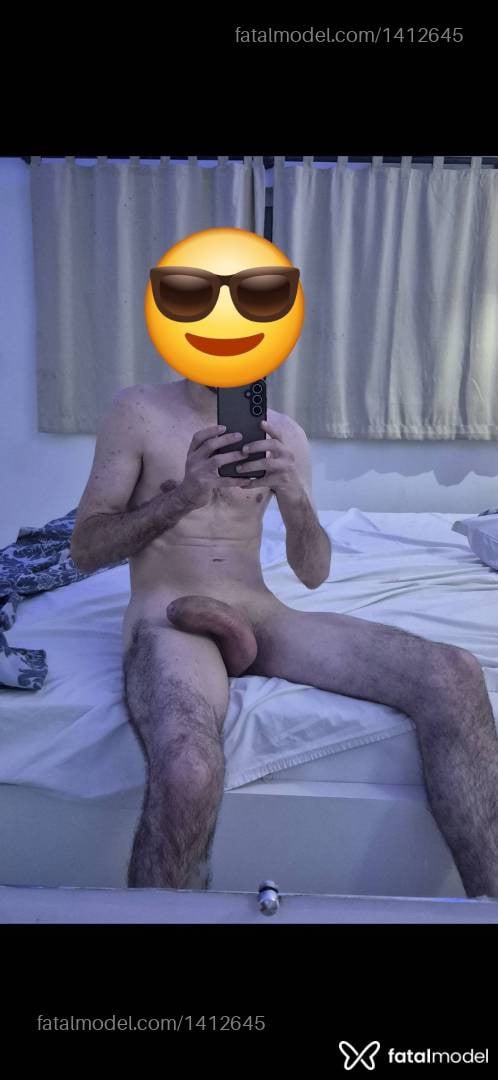 Acompanhante homem com cabelo castanho de olhos castanhos - Tigrão