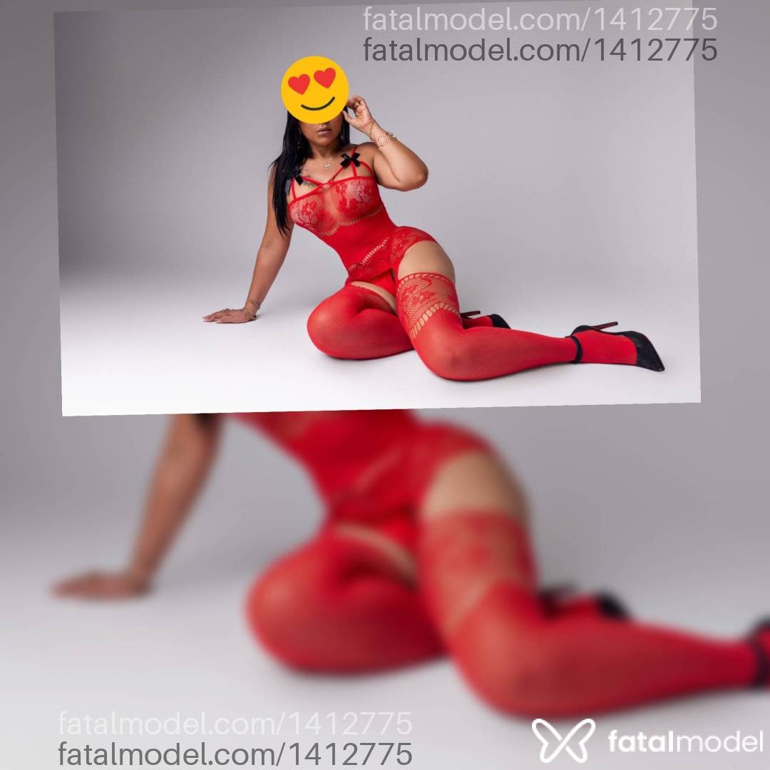 Acompanhante mulher morena (o) de olhos pretos - Indiaaaaxuxu