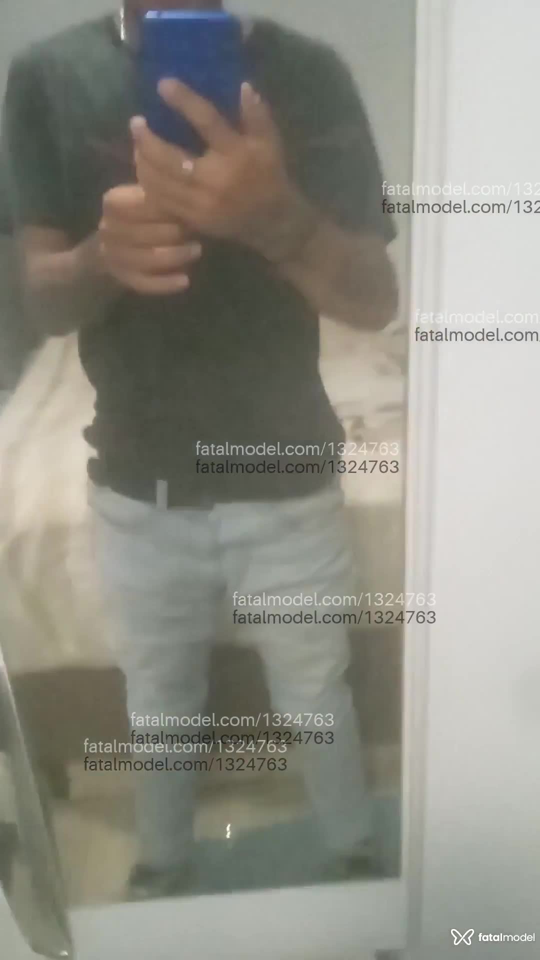 Acompanhante homem loira (o) de olhos castanhos em Curitiba - Denis