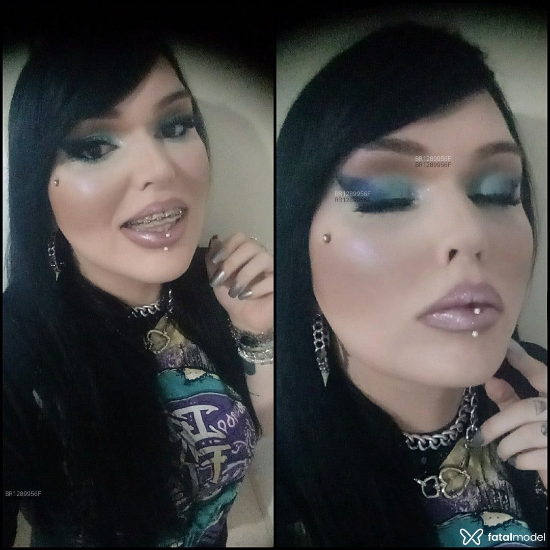 Acompanhante mulher trans morena (o) de olhos castanhos em Marília Acompanhante mulher trans morena (o) de olhos castanhos em Marília - Vivian Von Teese