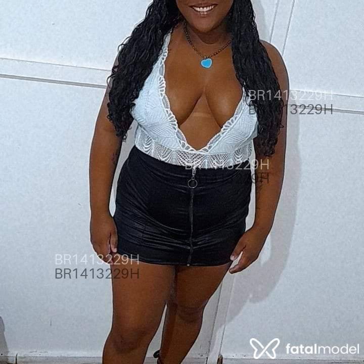 Acompanhante mulher com cabelo castanho de olhos castanhos em Rio de Janeiro - Júlia Rangel