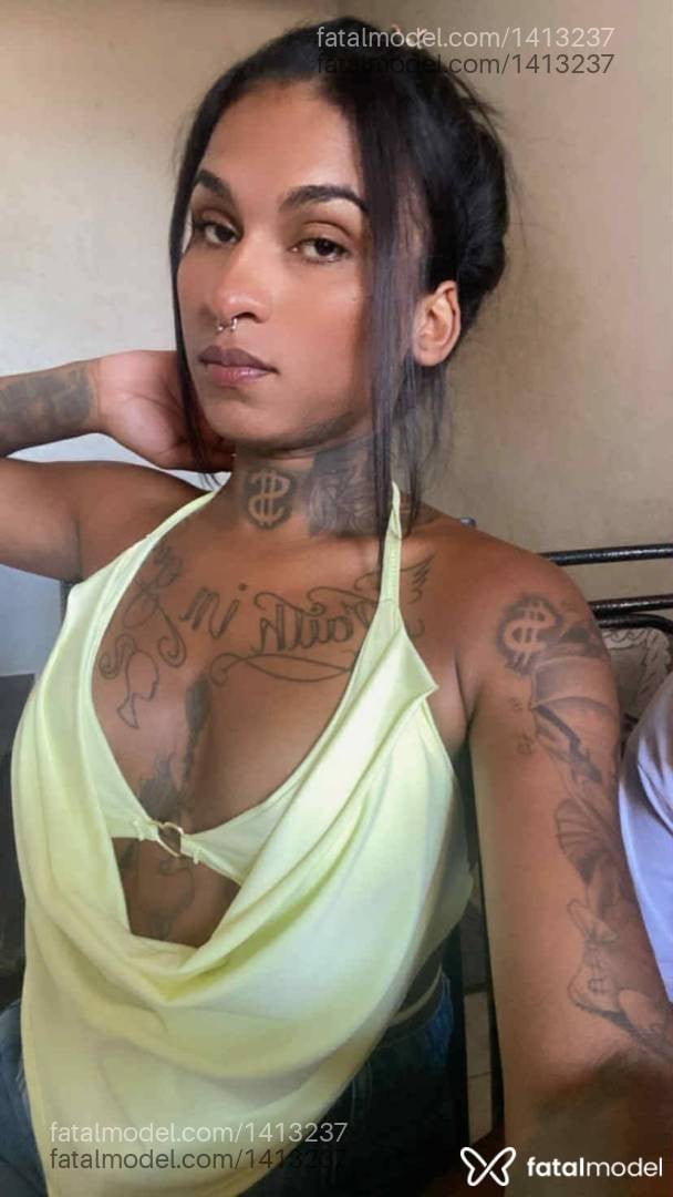Acompanhante mulher trans morena (o) de olhos pretos em Nova Serrana Acompanhante mulher trans morena (o) de olhos pretos em Nova Serrana - Amora