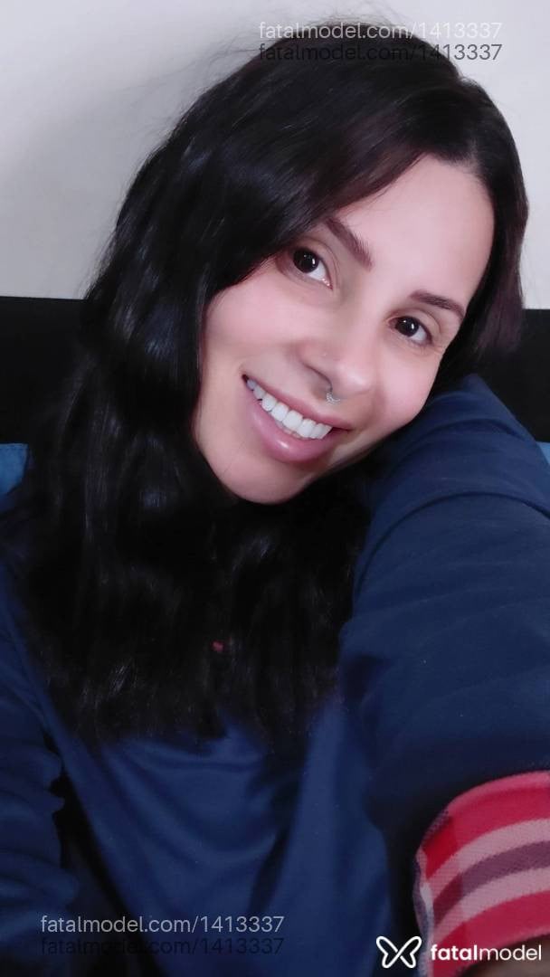 Acompanhante mulher morena (o) de olhos pretos - Isys Costa