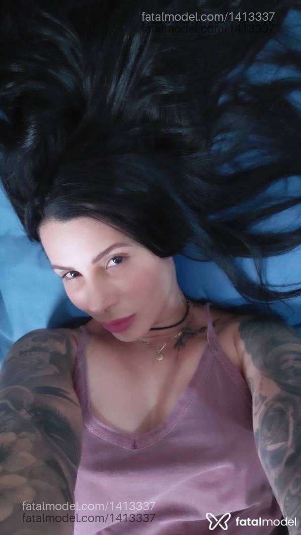 Acompanhante mulher morena (o) de olhos pretos - Isys Costa