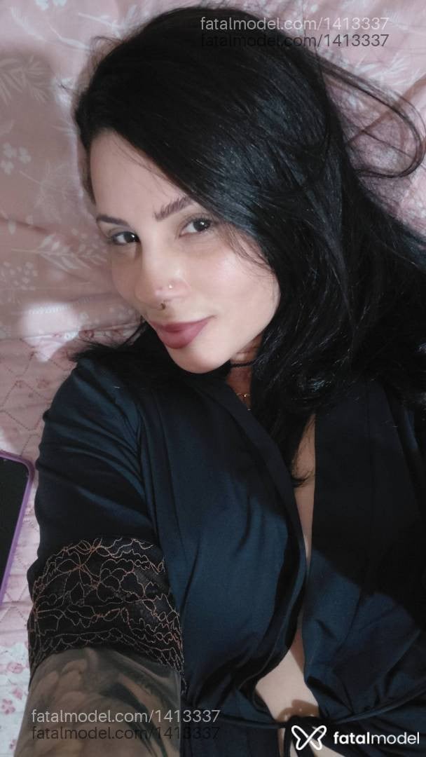 Acompanhante mulher morena (o) de olhos pretos - Isys Costa