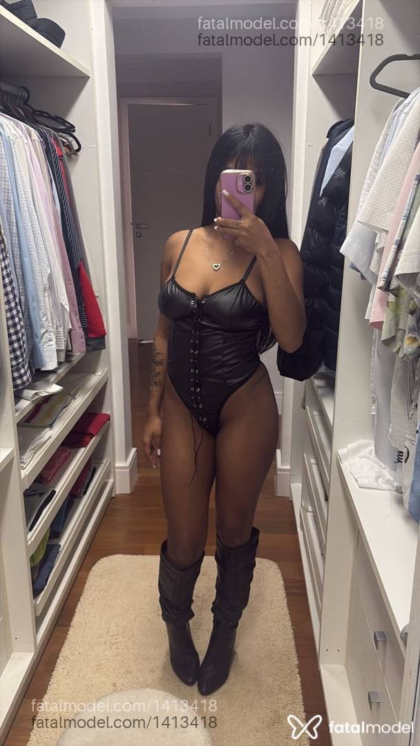 Acompanhante mulher morena (o) de olhos castanhos - Dudaa