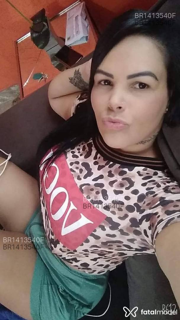 Acompanhante mulher morena (o) de olhos castanhos em Paraty Acompanhante mulher morena (o) de olhos castanhos em Paraty - Heshyla