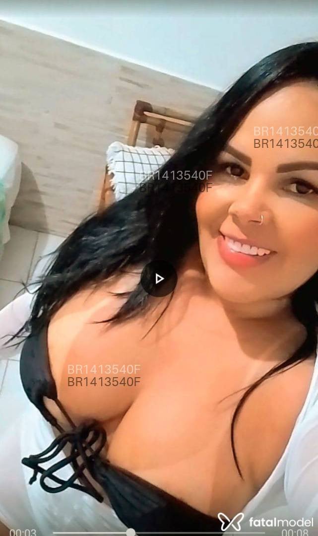 Acompanhante mulher morena (o) de olhos castanhos em Paraty Acompanhante mulher morena (o) de olhos castanhos em Paraty - Heshyla
