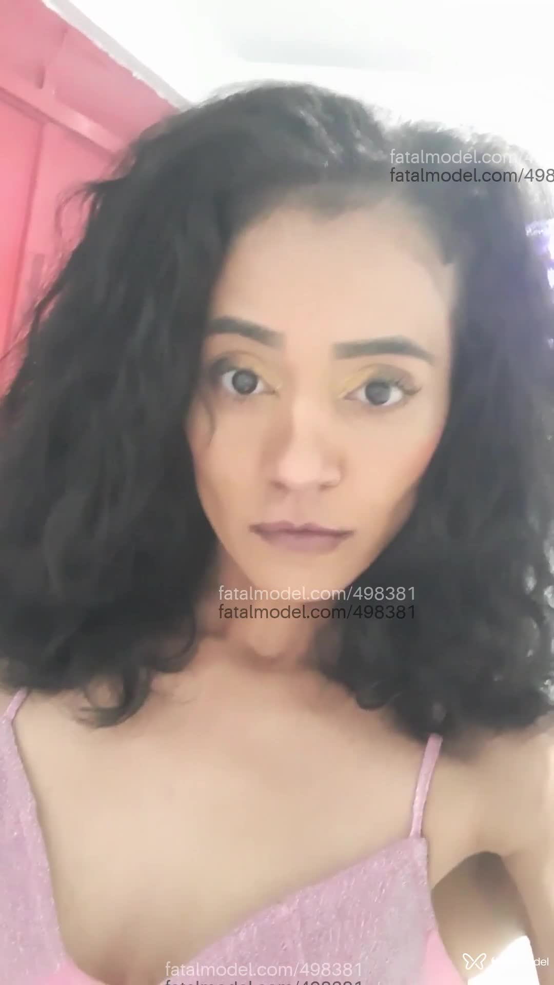 Acompanhante mulher loira (o) de olhos mel em Goiânia - Mellisa Lopes